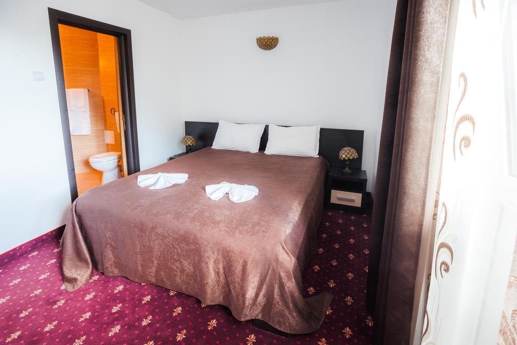 Dacia Hotel Baile Herculane Ngoại thất bức ảnh