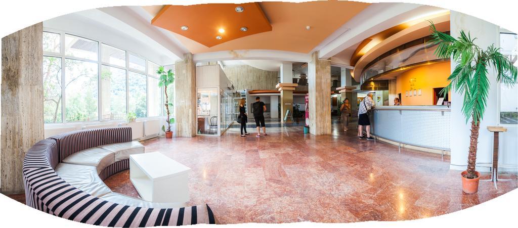 Dacia Hotel Baile Herculane Ngoại thất bức ảnh